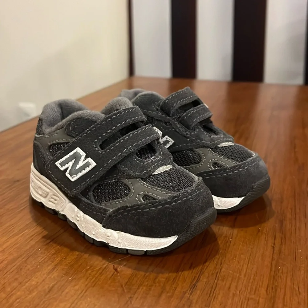 New Balance 993 shoes sneakers KV993GGI grey infant baby toddlers Boys Size 3